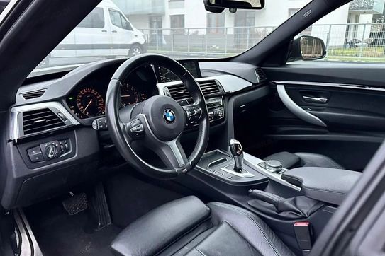 BMW Seria 3 320i M Sport