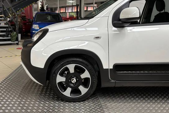 Fiat Pandina Cross 1.0 Hybrid