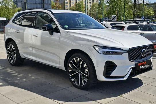 Volvo XC60 T8 Plug-In Hybrid AWD Ultra Dark