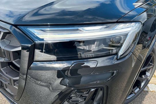 Audi Q7 50 TDI quattro S Line