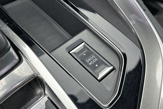 Peugeot 3008 GT Pack 1.6 Hybrid e-EAT8