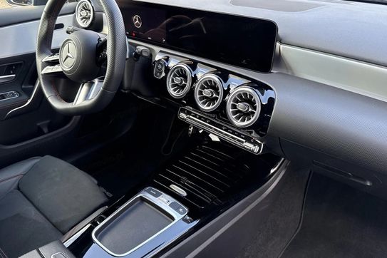 Mercedes Klasa A 200 AMG Line