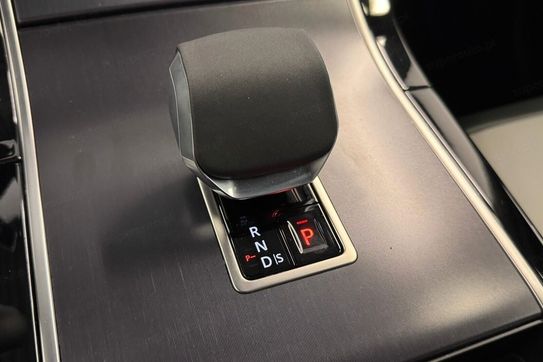 Land Rover Range Rover Velar D200 Dynamic SE