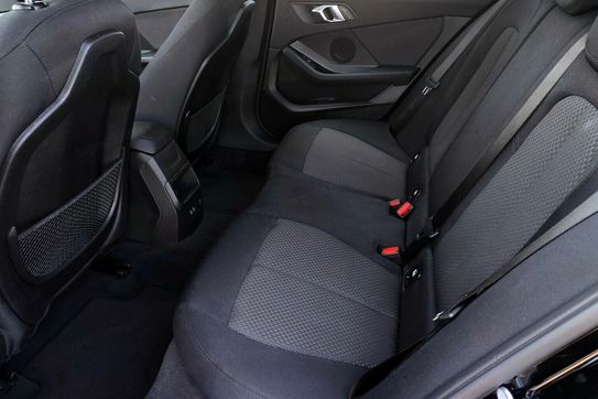 BMW Seria 1 118i Advantage