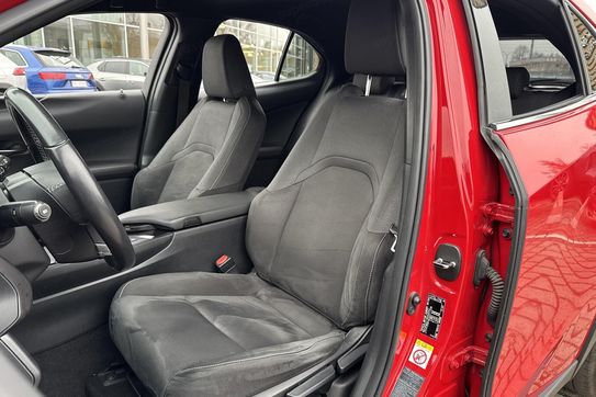 Lexus UX 200 GPF Business Edition 2WD