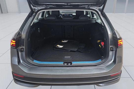 Volkswagen Passat 1.5 TSI  DSG