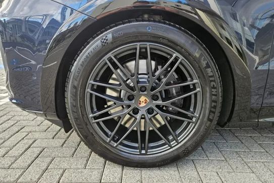 Porsche Cayenne GTS