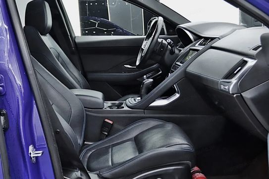 Jaguar E-Pace 2.0 i4P AWD R-Dynamic SE