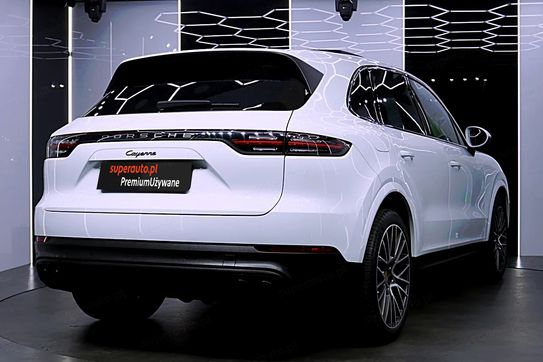 Porsche Cayenne Platinum Edition