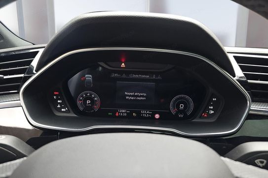 Audi Q3 35 TFSI mHEV S-Line S tronic