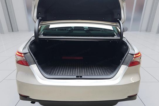 Toyota Camry 2.5 Hybrid Prestige