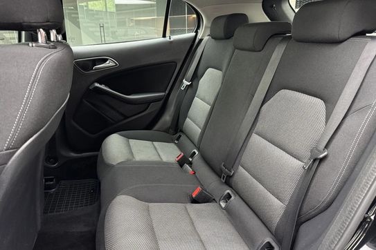Mercedes GLA 180 7G-DCT