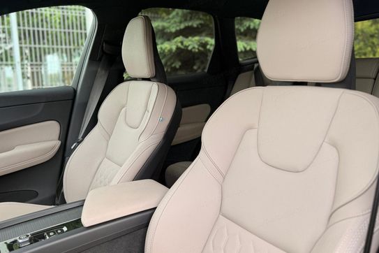 Volvo XC60 B5 B AWD Core aut