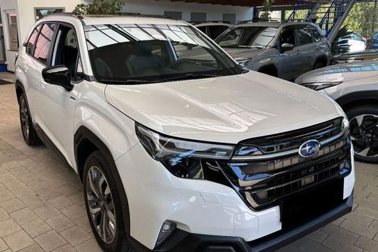 Subaru Forester e-Boxer Platinum  2.0i-L