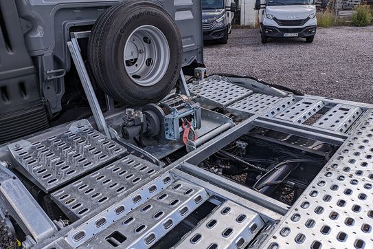 MAN TGL 12.250 4x2 Autotransporter