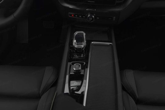 Volvo XC60 T8 Plug-In Hybrid AWD Polestar Engineered