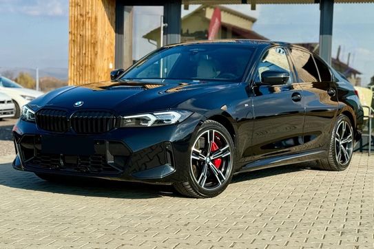 BMW Seria 3 330i xDrive M Sport