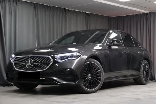 Mercedes Klasa E 220 d 4-Matic AMG