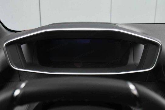 Peugeot 208 GT e-DCS6 1.2 mHEV