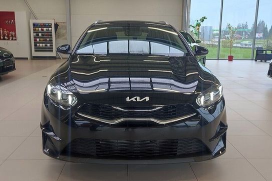 Kia Ceed 1.5 T-GDI Tribute