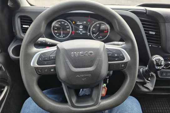 Iveco Daily 50C16 Zabudowa 10EP + Winda
