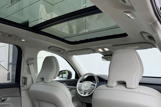 Volvo XC90 T8 AWD Plug-In Hybrid Ultimate Bright 7os aut