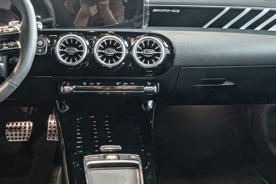 Mercedes Klasa A 35 AMG 4-Matic