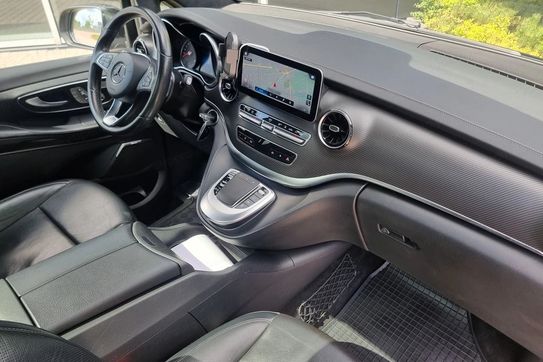 Mercedes V Klasa 300 d 4-Matic Exclusive 9G-Tronic (długi)