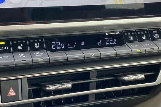 Toyota Camry 2.5 Hybrid Dynamic Force Prestige e-CVT