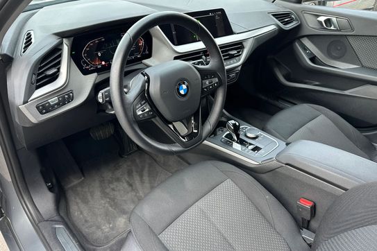 BMW Seria 1 118i aut