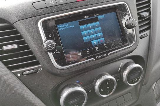 Iveco Daily 70C18 Zabudowa + Tył spanie