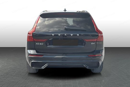 Volvo XC60 B4 B Plus Dark