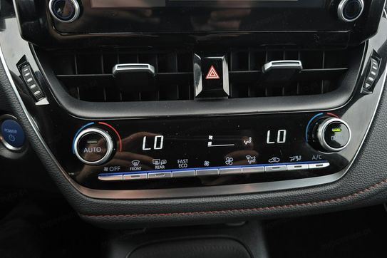 Toyota Corolla 1.8 Hybrid Selection