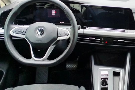 Volkswagen Golf VIII 2.0 TDI Life Plus DSG