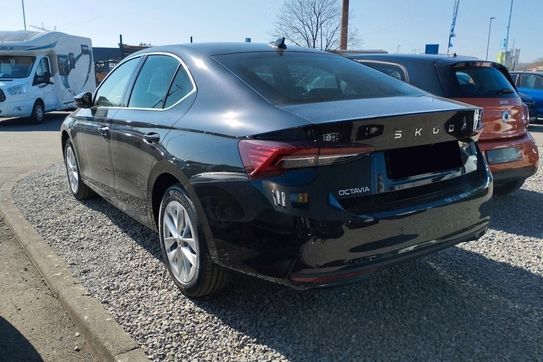 Skoda Octavia Selection Edition 130 1.5 TSI mHEV DSG