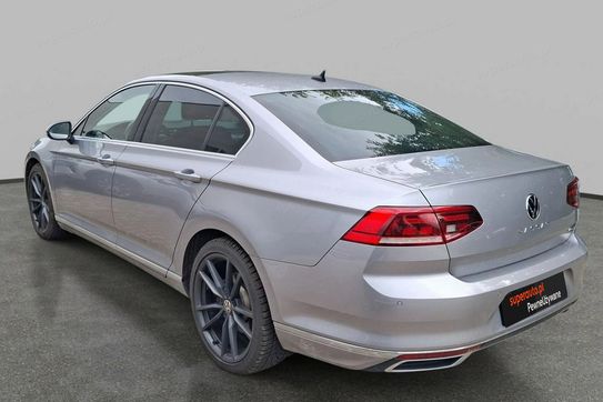 Volkswagen Passat 2.0 TDI 4Mot. DSG