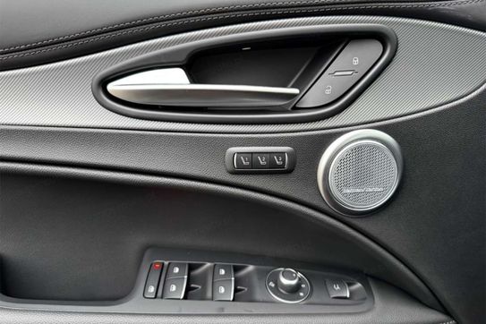 Alfa Romeo Stelvio 2.0 Turbo Veloce Q4