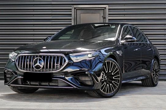 Mercedes Klasa E AMG 53 4Matic+ Hybrid