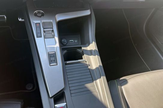 Peugeot 408 GT Exclusive S&S 1.2 mHEV  e-DSC6