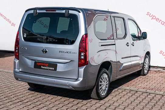 Toyota Proace City Verso Long L2H1 7os AT