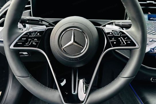 Mercedes Klasa E 220 d  4-Matic Exclusive