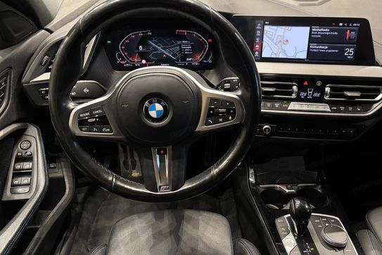 BMW Seria 1 118i M Sport aut