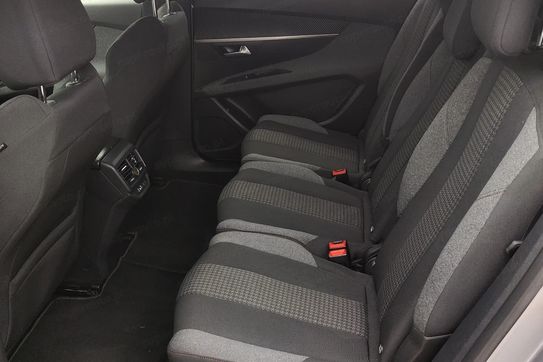Peugeot 5008 2.0 Bluehdi Active 7OS