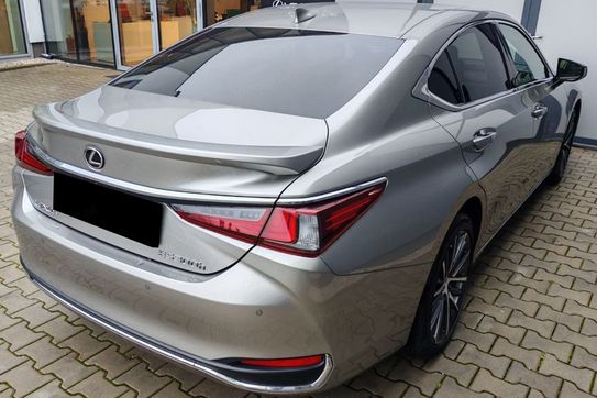 Lexus ES 300h Business Edition 2.5 E-CVT