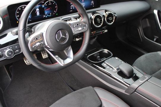Mercedes CLA Shooting Brake 200 d 4MATIC AMG Line