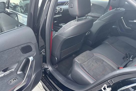 Mercedes Klasa A 35 AMG 4-Matic 8G-DCT