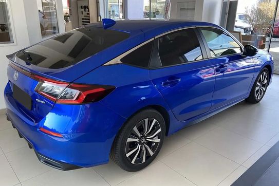 Honda Civic Elegance 2.0 i-MMD  CVT