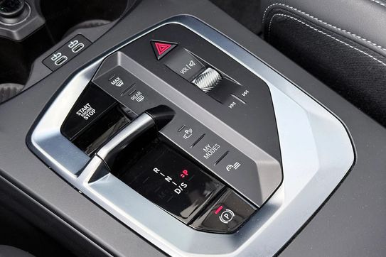 BMW Seria 1 120 mHEV aut