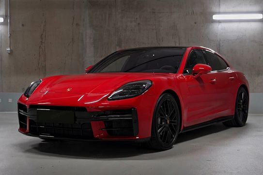 Porsche Panamera GTS