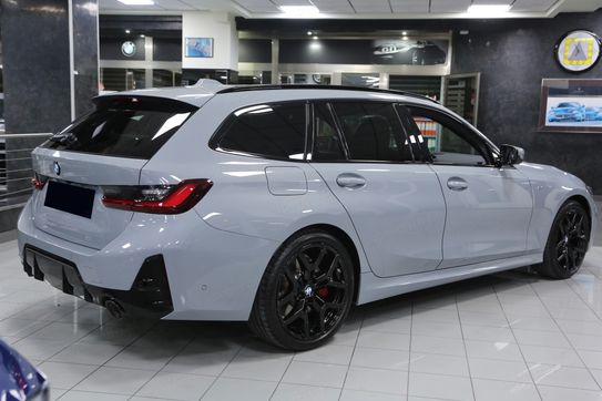 BMW Seria 3 Touring 330d xDrive M Sport